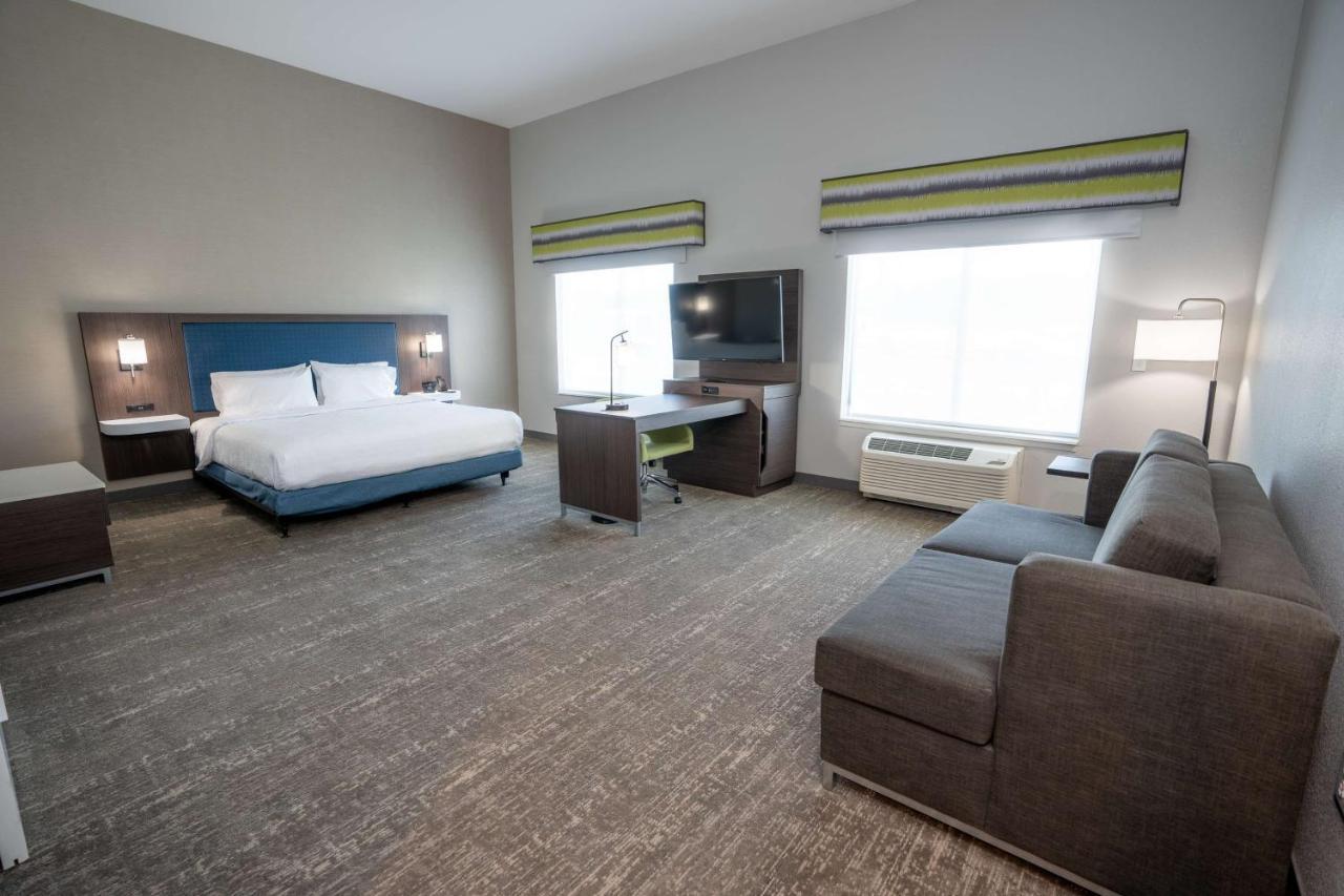 Hampton Inn By Hilton Huntley Chicago Екстериор снимка