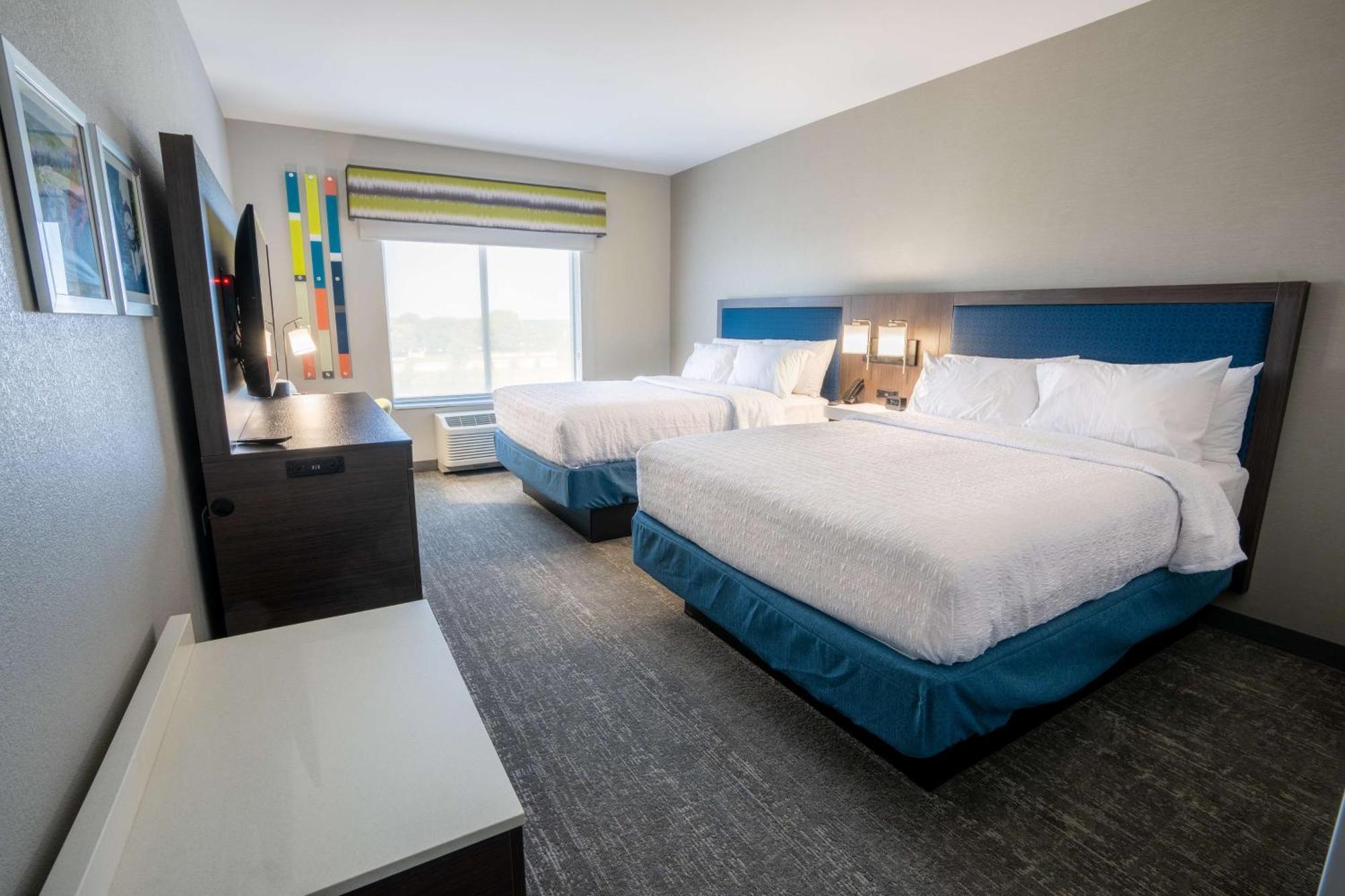 Hampton Inn By Hilton Huntley Chicago Екстериор снимка